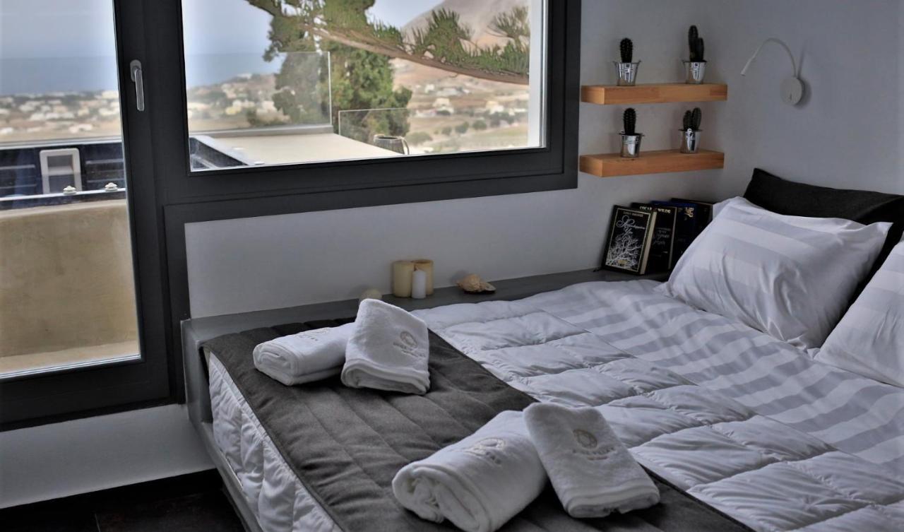 A Lux Villas Santorini Éxo Goniá Esterno foto
