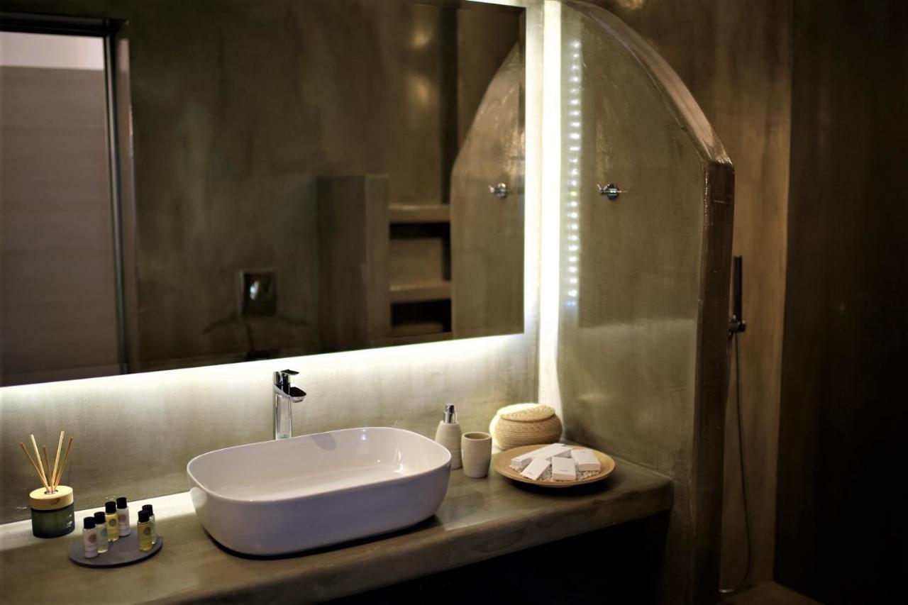 A Lux Villas Santorini Éxo Goniá Esterno foto
